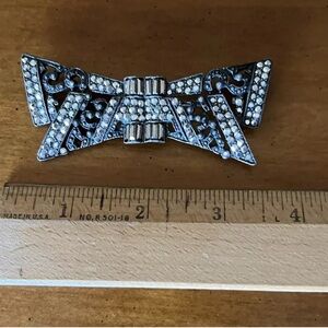 Vintage 50’s Rhinestone Bow Tie Brooch Pin (no stones missing)
